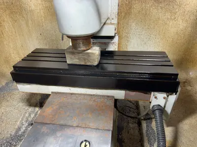 Used MILLTRONICS VM16 Vertical Machining Centers Ohio US | HGR 24 #1287329