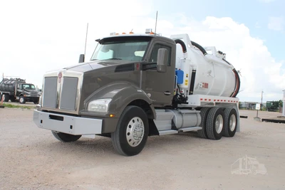 Used 2019 KENWORTH T880 Septic/Sewer/Vacuum Trucks Texas US | Roll Off Truck World #1491813