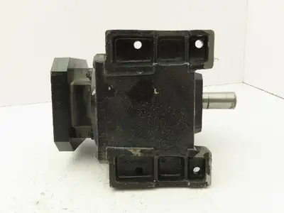 Stober C102N0047MT10 Servo Gearhead 4.7:1 Reducer Inline Gearbox MT10 Foot Mount