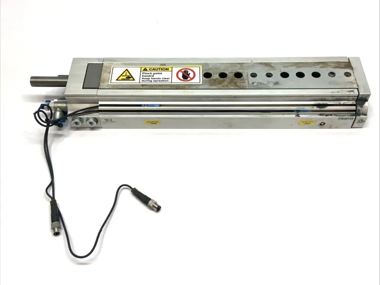 Used FESTO MINI STROKE GUIDED SLIDE 25MM 200MM Cylinders Michigan US | Maverick Industrial Sales #1088768
