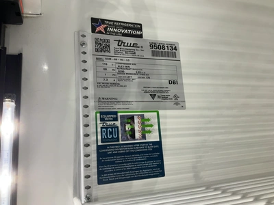 Used TRUE MFG GDM-69-HC-LD 78” 3-SECTION COMMERCIAL REFRIGERATOR/MERCHANDISER Display Refrigerators Michigan US | Miedema Asset Management Group #1580074