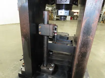 Used TOX PRESSOTECHNIK _UNKNOWN_ C-Frame Presses Indiana US | Arrow Industrial #1368188