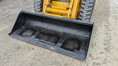USED 2003 DEERE 270 II
