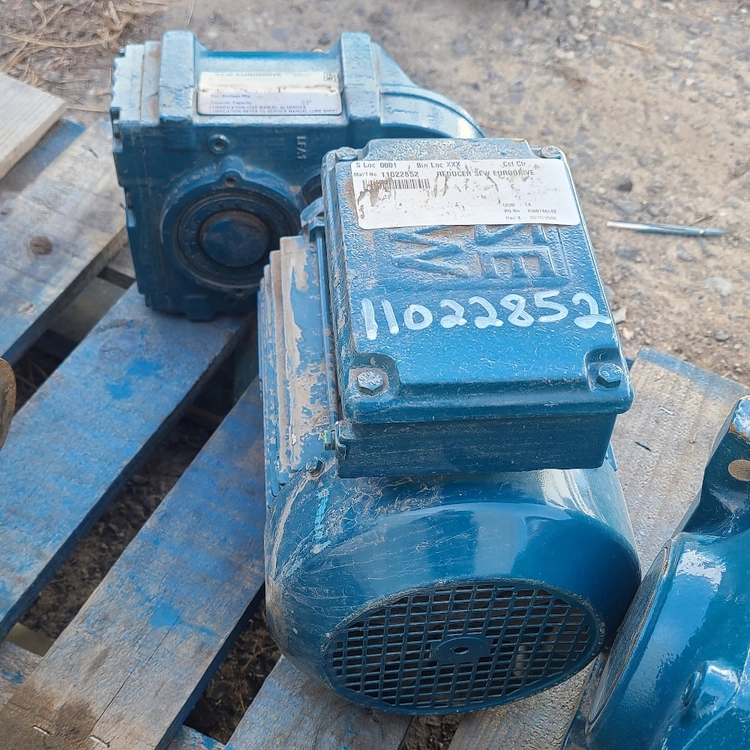 Used SEW-EURODRIVE FA376A Gearmotors British Columbia CA | Savona Equipment LTD #1171149
