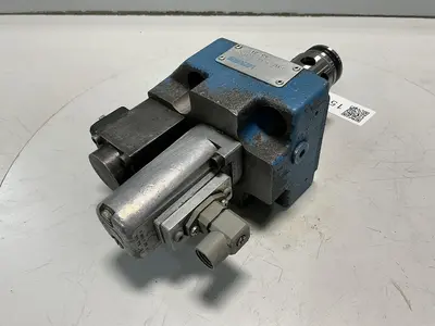 USED VICKERS CVU 25 EFP1 B29