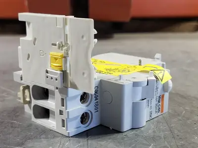New | in-Stock MERLIN GERIN 26581 Switchgears British Columbia CA | Lenmark #241783