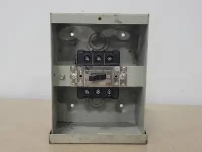 USED LEVITON N3603