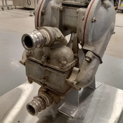 DIAPHRAGM PUMP SAND PIPER # 3327