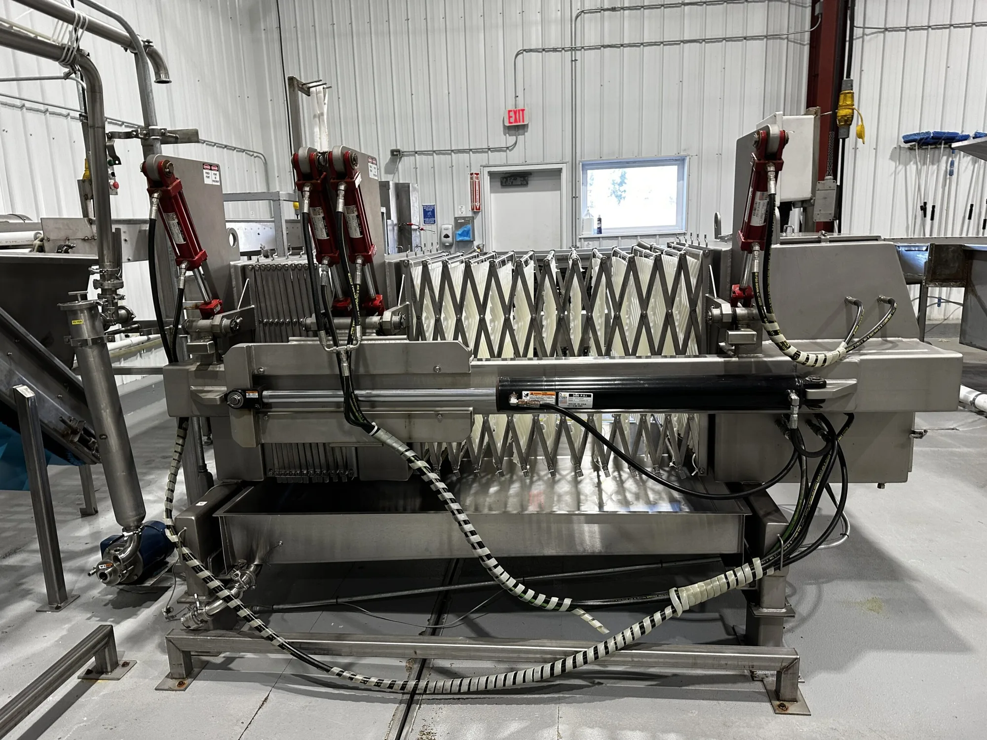 USED GOODNATURE SX-280 COMMERCIAL JUICE PRESS SYSTEM