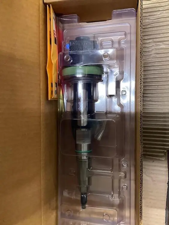 Used CUMMINS _UNKNOWN_ Engine Parts & Accessories | Compression Source #411647