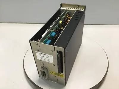USED HUSKY 9152