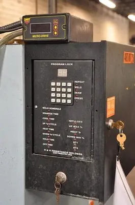 Used 2007 H & H SEAM Seam Welders Pennsylvania US | Hildebrand Machinery Co. #1486038