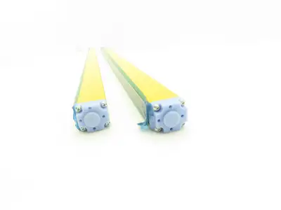 Schmersal SLC440COM-ER-0890-14 Safety Light Curtain Transmitter & Receiver Set