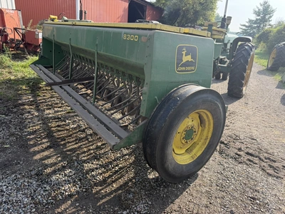 Used _UNKNOWN_ _UNKNOWN_ Grain Drills Michigan US | Miedema Asset Management Group #1443276