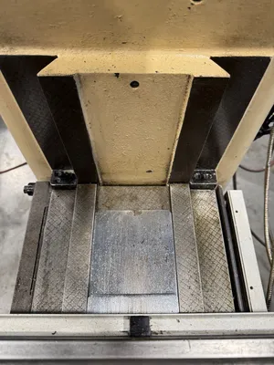 CLAUSING KONDIA FV-1 Milling Machines | GMT (12)