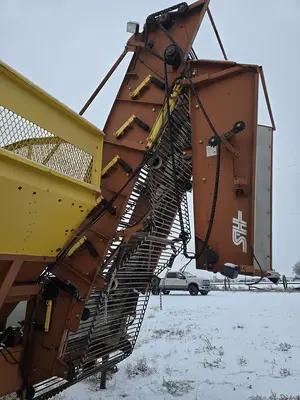 USED 2007 H&S 30 TON