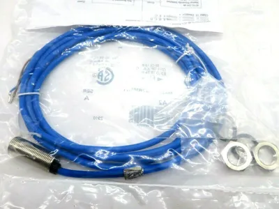 NEW ALLEN BRADLEY 871C-DH2M12-A2 PROXIMITY SENSOR 871CDH2M12A2