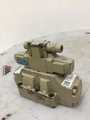 USED VICKERS DG4V-3-6C-PL-T-10-JA-S310