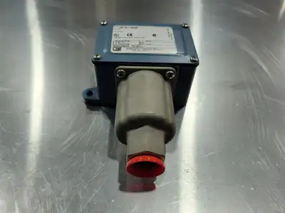 USED UNITED ELECTRIC J6-S136B