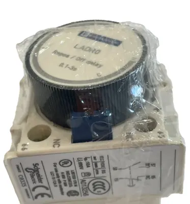 NEW TELEMECANIQUE /SQUARE D LADR0 CONTACT BLOCK