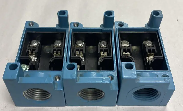 New | in-Stock HONEYWELL LSZ400 Miscellaneous Equipment (Electrical & Power) | Surplus Asset Holdings #1190602