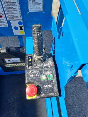 USED 2017 Genie GS-1930