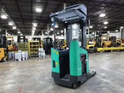USED 2019 MITSUBISHI ESR18N2