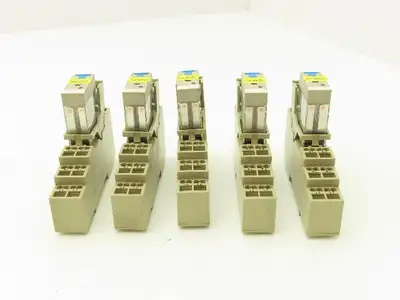 Omron G2R-2-SND1 Relay With Base 250VAC 30VDC 5A Lot of 5