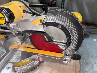 Used _UNKNOWN_ _UNKNOWN_ Double Miter Saws Georgia US | Auction Management Corporation #1548661