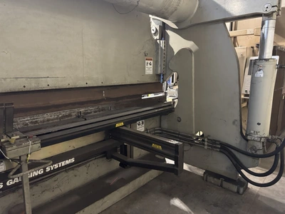 USED 2006 ACCURPRESS 732016