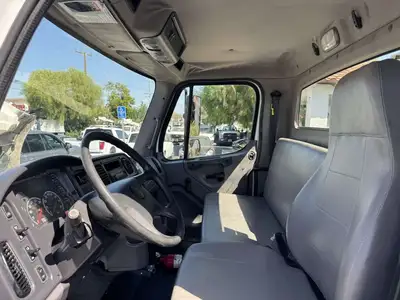 Used 2017 FREIGHTLINER M2 Carhaulers California US | Commerce Truck Equipment Sales #1547753
