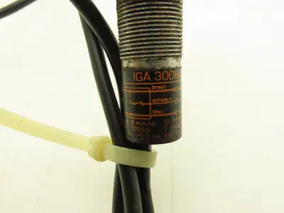 IFM Efector IGA-3008-BPOG Proximity Sensor Inductive M18 Thread Lot of 6