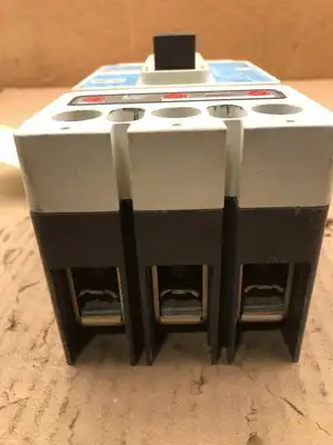 Westinghouse JDB3200W 200 Amp Circuit Breaker 3 Pole Molded Case 600V