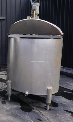 350 GALLON STAINLESS STEEL SINGLE SHELL TANK