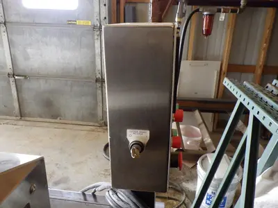 USED 2011 RHEON VX431