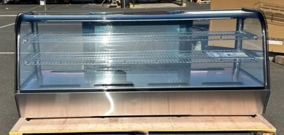171-0295 60" Countertop Black Self Contained Countertop Cooler Case