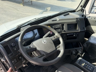 Used 2020 VOLVO VNL Conventional trucks Indiana US | Miedema Asset Management Group #1414643