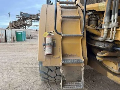 2013 Caterpillar 740B