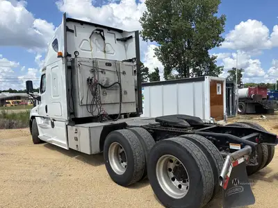 Used 2016 FREIGHTLINER CASCADIA 125 Conventional trucks Tennessee US | Moore Equipment #1516698