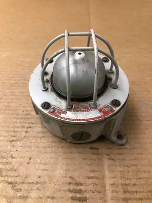 Chemetron 501 Fire Systems Fire / Heat Detector 125VAC / 6-28VDC / 125/250VDC