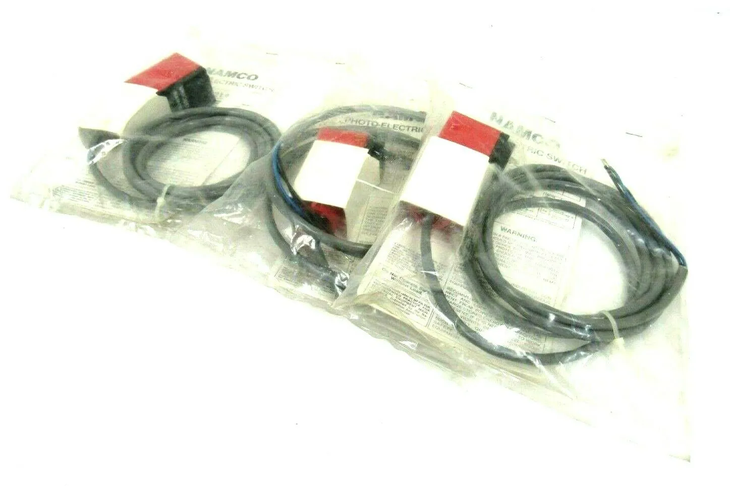 NEW LOT OF 3 NAMCO EP240-11210 PHOTOELECTRIC SENSOR EP24011210