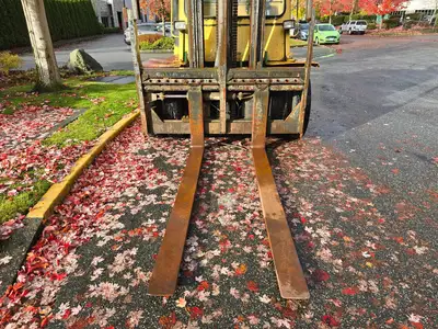 USED CATERPILLAR V200B STR