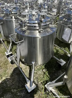 Used Jacketed Stainless Steel Tank with 8-10” Discharge Height