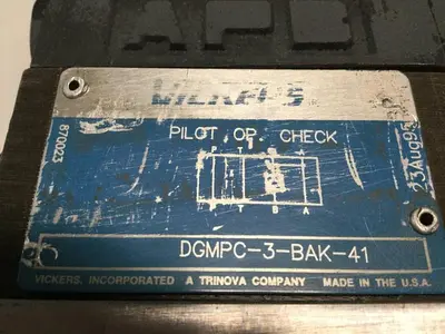 USED VICKERS DG4V-3-2AL-M-U-HL7-60