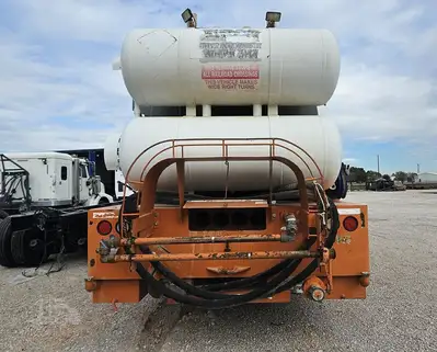 Used 2015 PETERBILT 567 Tractors & Trailers Texas US | Roll Off Truck World #1486374