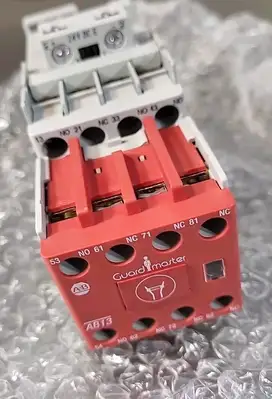 Allen-Bradley 700S-CF440EJBC Contactor Loc4E21