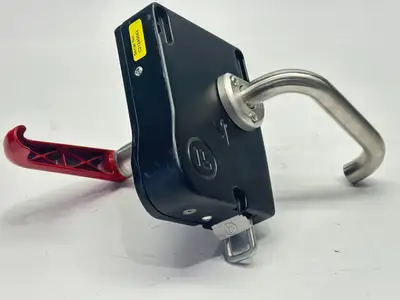 Used Fortress Interlocks proHandle Ergonomic Machine Guarding Handle Handles & Knobs Michigan US | Maverick Industrial Sales #1398195