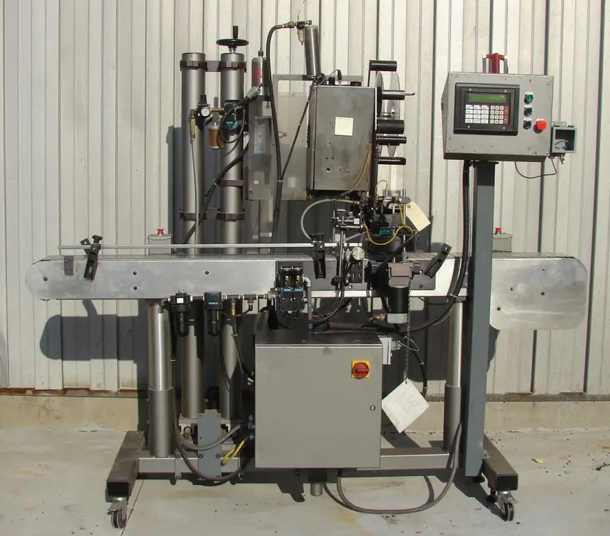 USED LABEL-AIRE 2111CD