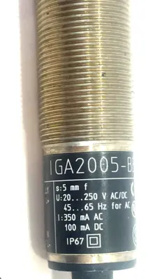 NEW IFM EFECTOR IG0327 IGA2005-BBOA PROXIMITY SENSOR IG0327 IGA2005BB0A