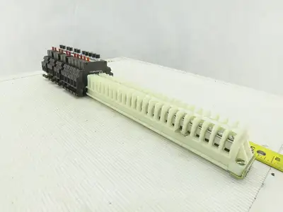 Allen Bradley 1492 GH015 Circuit Breaker 250VAC 65VDC 1.50A Terminal Blocks